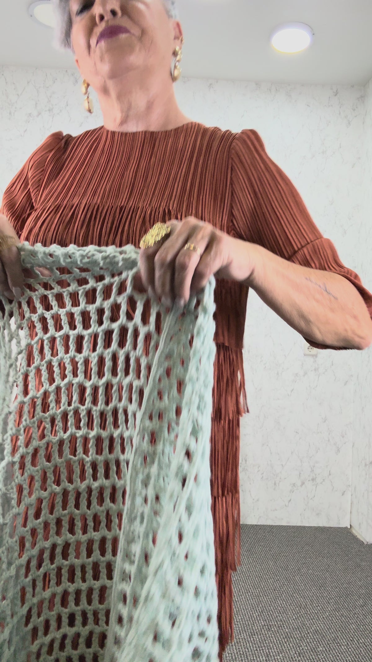 PONCHO ENREJADO